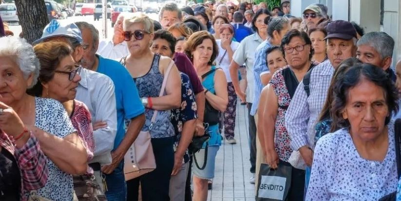 La Justicia rechazó el amparo colectivo contra el aumento por decreto de las jubilaciones | Política