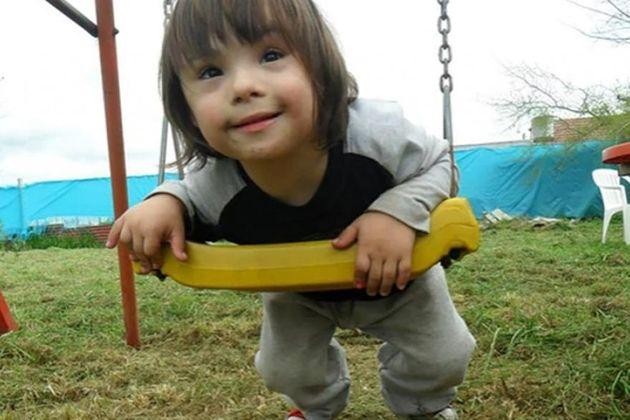 Enjuician al padre de un nene de 7 años: lo acusan de tirarlo desde el balcón | Actualidad