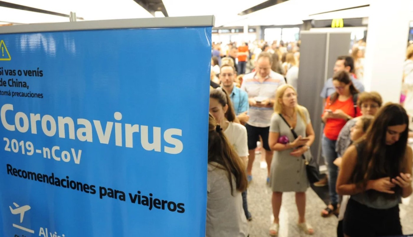 Coronavirus: El Gobierno dispuso una "licencia excepcional" para los que regresan del exterior | Política
