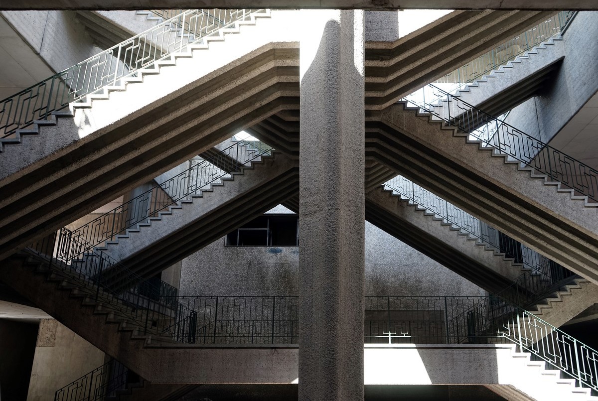 "Chacarita Moderna": una exposición de arte indaga en los misterios del panteón subterráneo del cementerio | Curiosidades