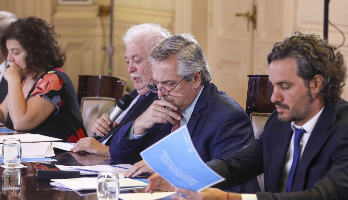 Coronavirus: el Presidente afirmó que se está evaluando suspender el ingreso de personas desde Italia | Política