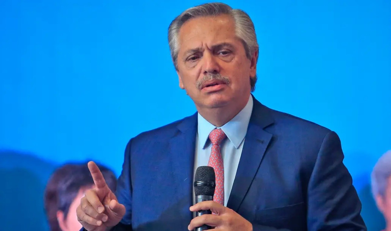 La reacción de Alberto Fernández tras la invasión de turistas a Monte Hermoso | Política