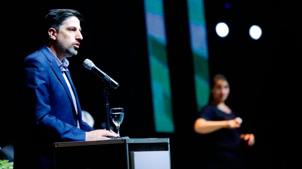 "La recomendación oficial es no suspender las clases", reafirmó el ministro de Educación | Política