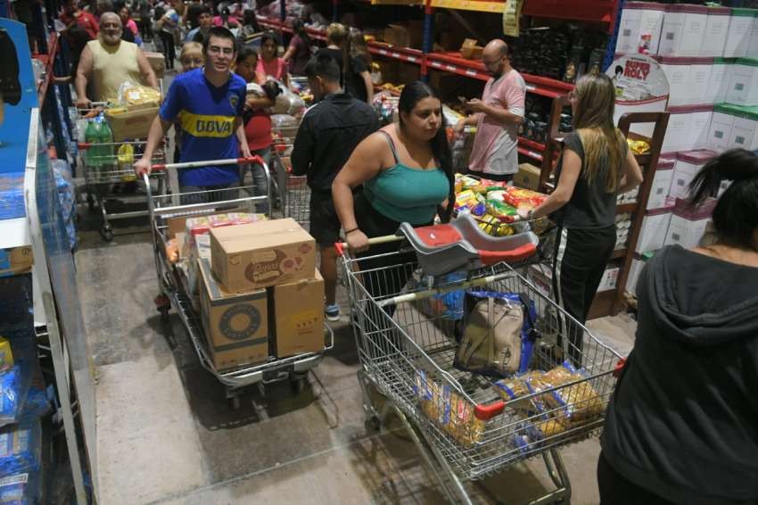 Violencia y caos en un supermercado mayorista mendocino, tuvo que intervenir la policía | Actualidad