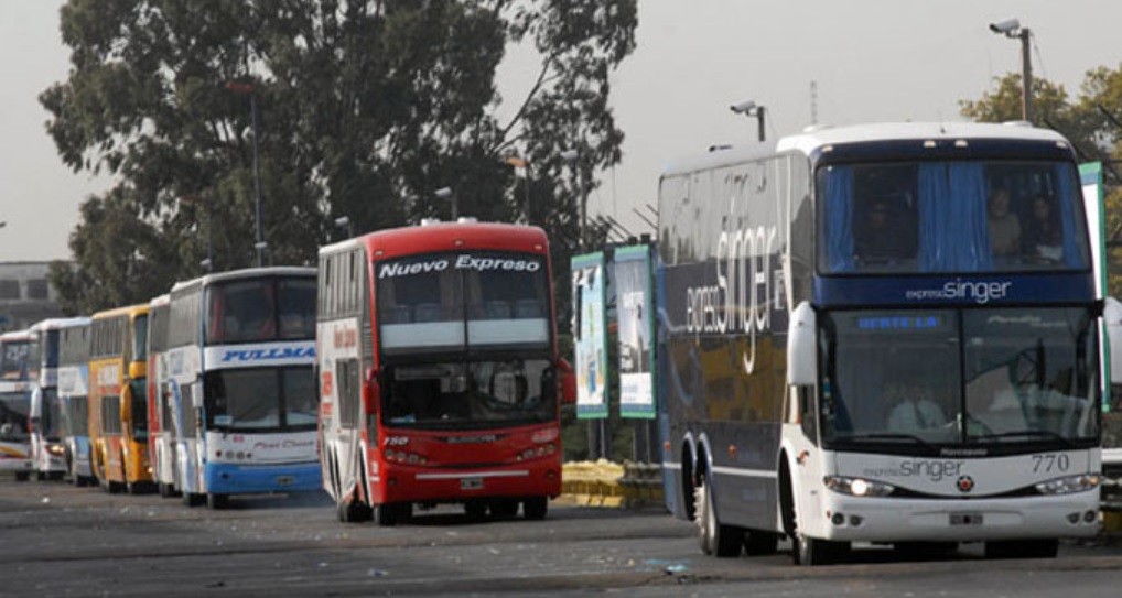 Fin de semana largo: suspenden transporte de larga distancia y restringen servicios urbanos | Actualidad