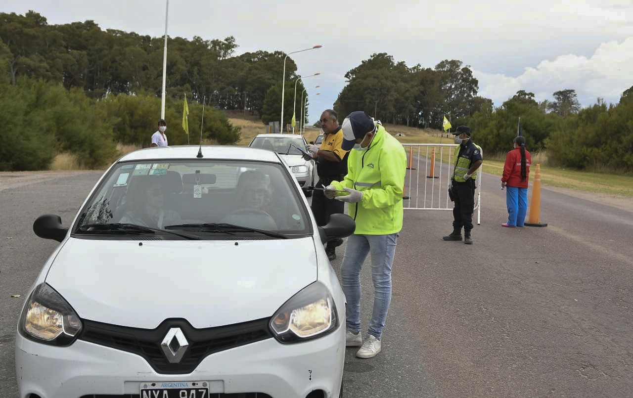 Controlan la temperatura a automovilistas en autopista Buenos Aires-La Plata | Actualidad