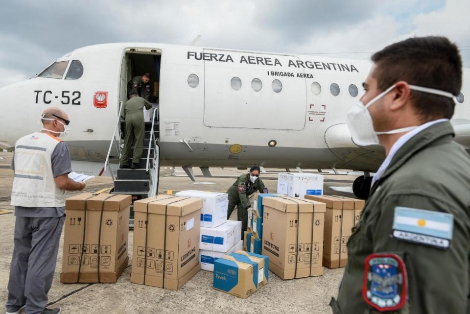 Comenzó la distribución de 35 mil reactivos para diagnosticar coronavirus en todo el país | Política