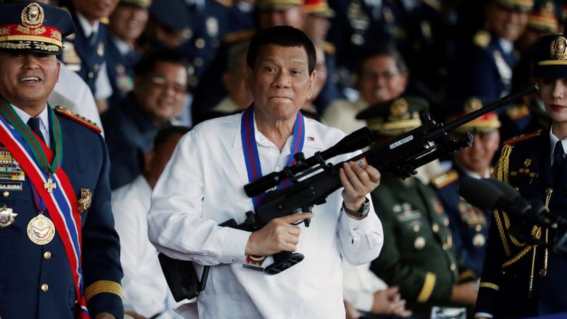 Presidente de Filipinas ordena "disparar a matar" a quienes incumplan la cuarentena | Internacionales