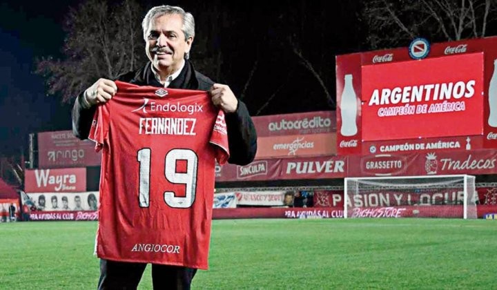 Regalo de cumpleaños: Alberto Fernández fue nombrado socio honorario de Argentinos Juniors | Deportes