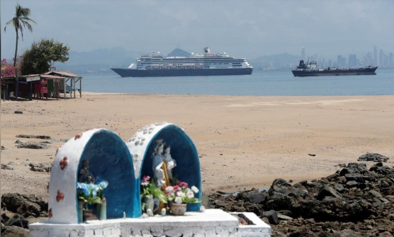 Autorizan al crucero "Zaandam" con pacientes con coronavirus a atracar en Florida | Internacionales