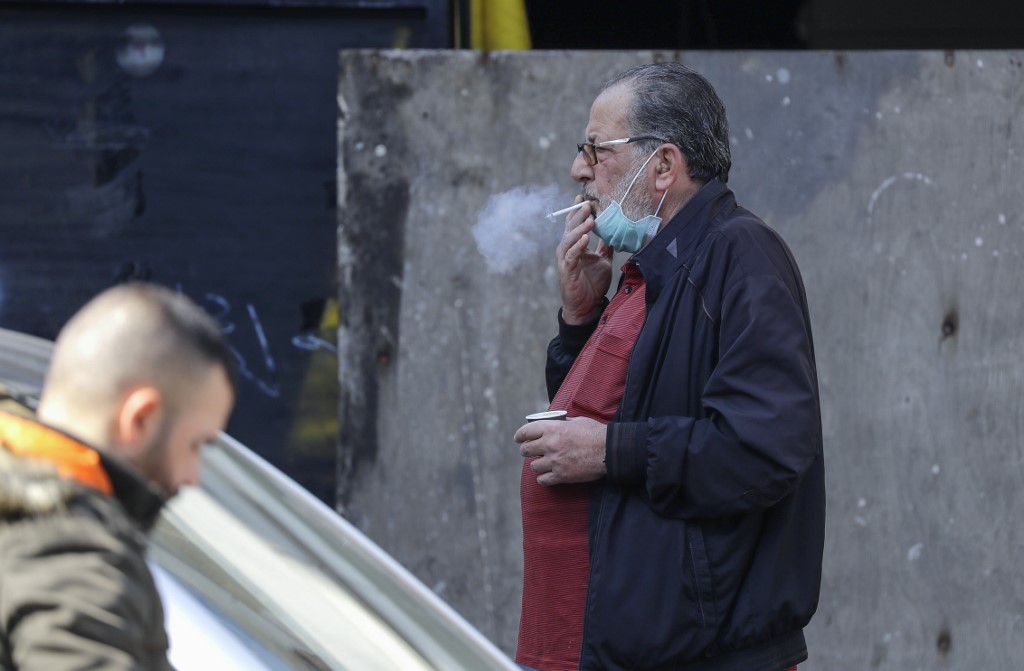 Coronavirus: advierten mayores riesgos para fumadores y quienes los rodean | Internacionales