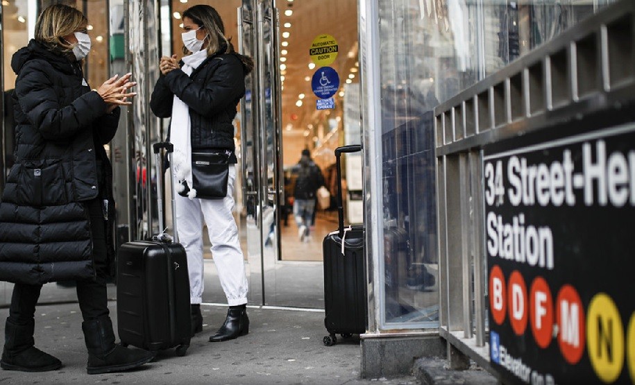Estados Unidos recomienda a sus ciudadanos taparse la cara en la calle | Actualidad