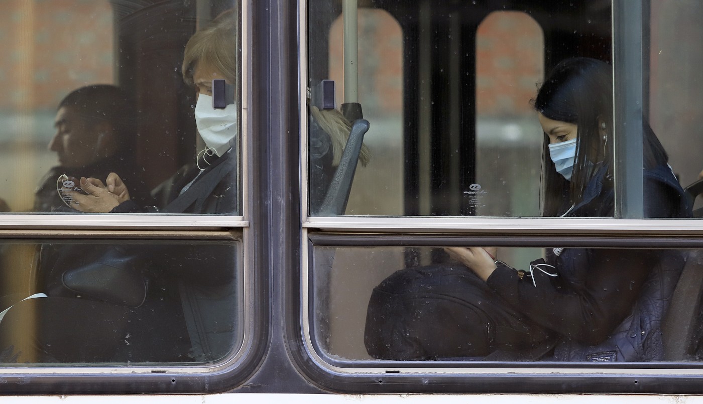 Desde el miércoles habrá que usar máscaras protectoras en comercios, transporte y oficinas públicas en la Ciudad de Buenos Aires | Actualidad