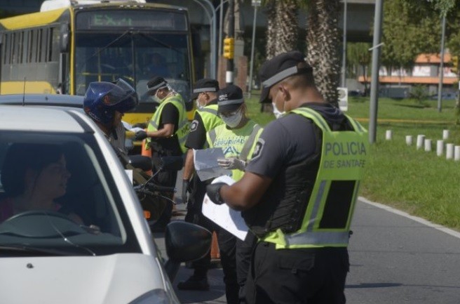 Vehículos secuestrados durante la cuarentena en Rosario podrían tardar un año en ser devueltos | Actualidad