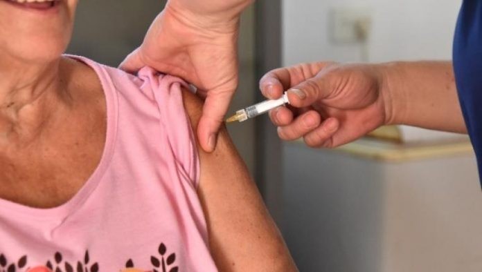 Plan de vacunación antigripal: PAMI repondrá el stock de vacunas en las farmacias adheridas | Actualidad