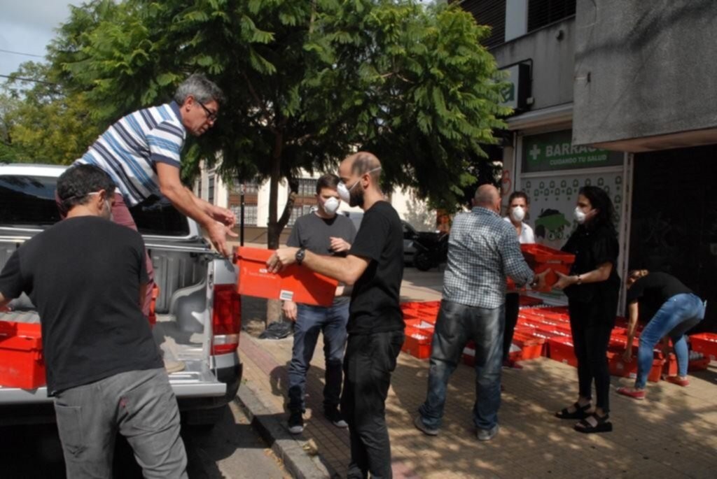 No hubo delito: le devolvieron los 2 mil botellas de alcohol en gel a la farmacia de La Plata | Actualidad