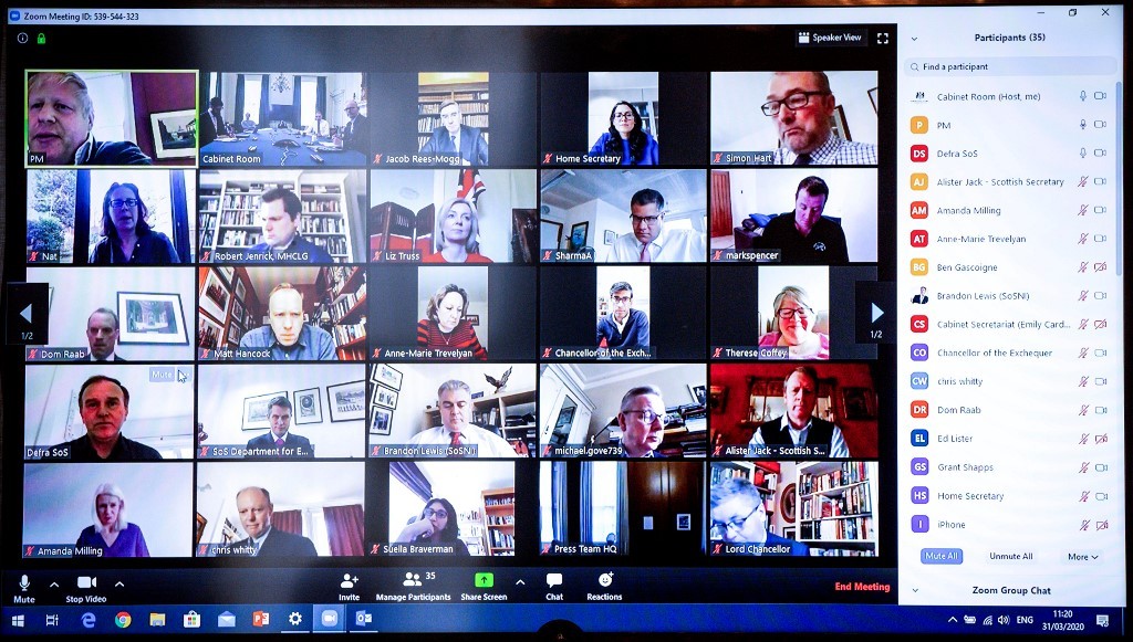 Zoom refuerza su seguridad tras sufrir el robo de miles de datos de usuarios | Tecno