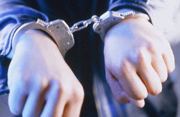 Mujer entregó a su hijo adolescente a la Policía tras enterarse del robo a una anciana | Actualidad