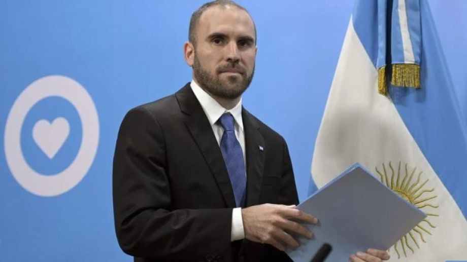 Gobierno lanzó proceso de reestructuración de la deuda con emisión de títulos en euros y en dólares | Economía