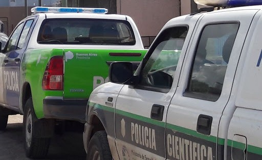 La Plata: encapuchados irrumpieron en una casa, mataron a un joven, robaron ropa y escaparon | Actualidad