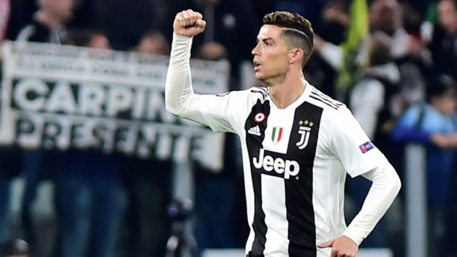 Cristiano Ronaldo volvió a Turín y pasará dos semanas en cuarentena antes de volver a entrenar | Deportes