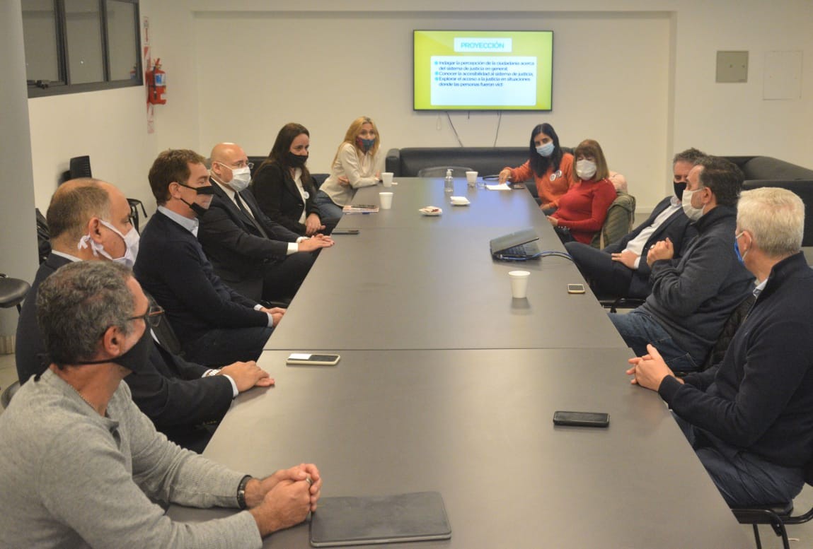 Santilli y D’Alessandro recibieron a familiares de víctimas de delitos | Política