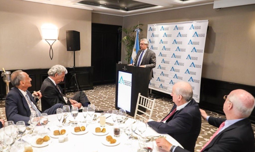 Asociación Empresaria Argentina pide una "vuelta ordenada al trabajo y la producción" | Política