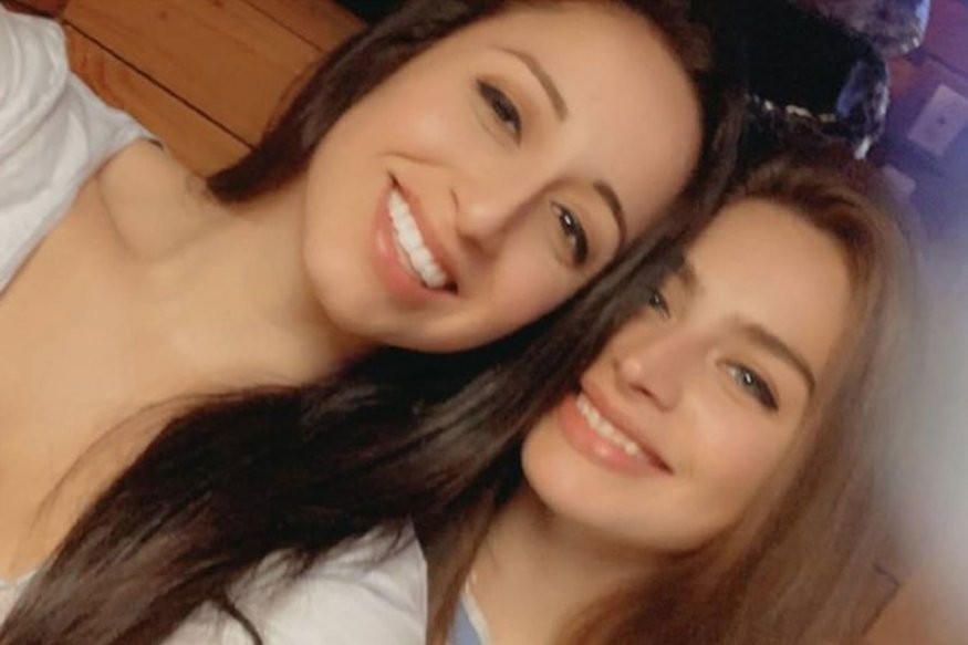 Dos chicas que se estaban por casar fueron halladas muerte en un auto | Internacionales