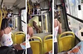 Video: echan a patadas a una mujer del colectivo porque no llevaba puesto el barbijo | Internacionales