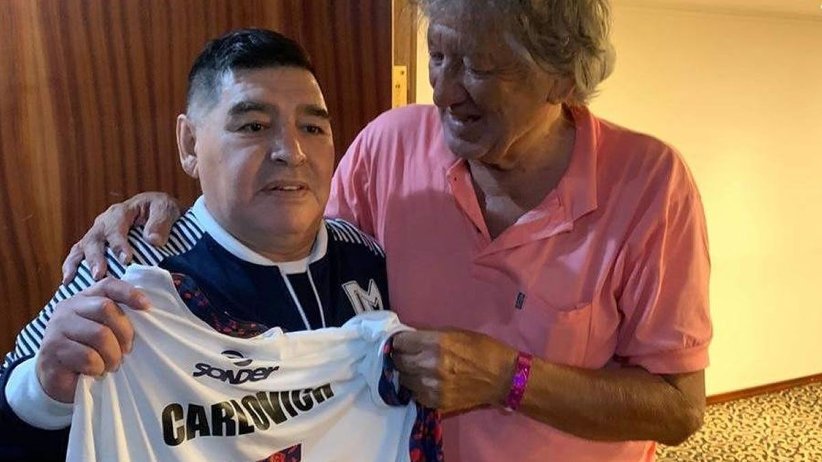 El "Trinche" Carlovich: el crack invisible que se fue al cielo en bicicleta | Deportes