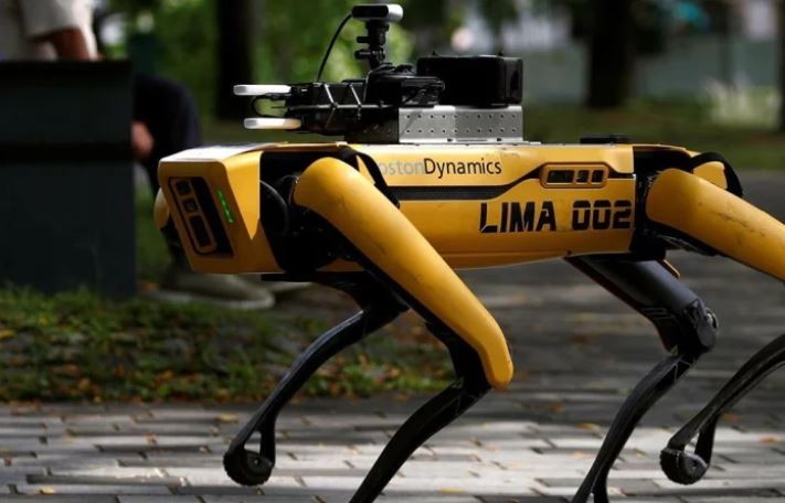 Singapur utiliza un robot "perro" para controlar el distanciamiento social por el coronavirus | Tecno