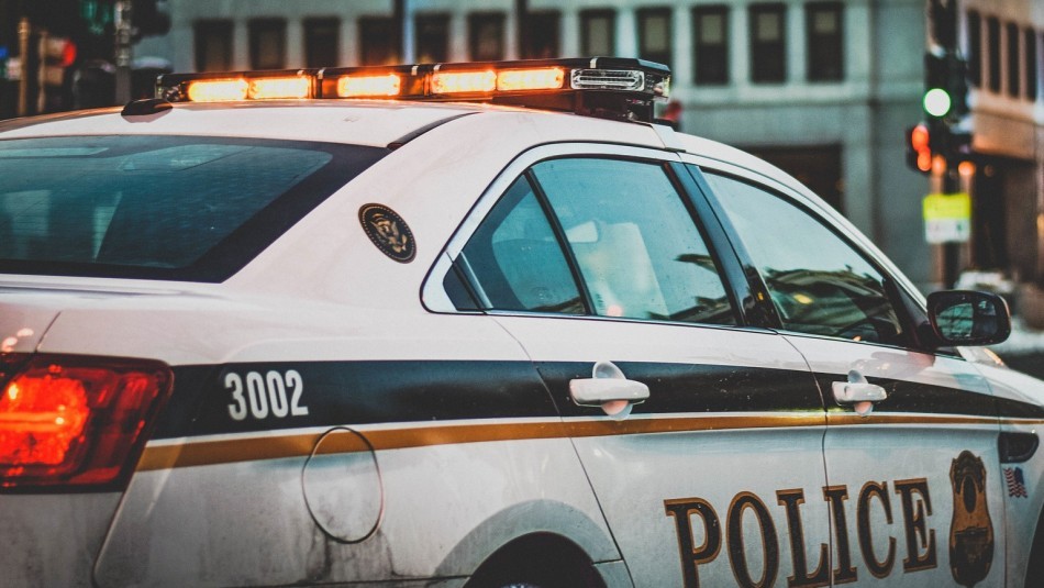 Una joven atropelló y mató a su padre mientras le estaba enseñando a estacionar | Internacionales