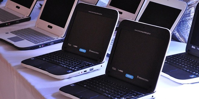 Entregarán 55.000 netbooks a cuatro municipios bonaerenses | Actualidad