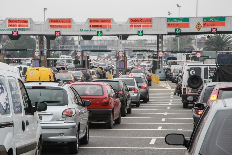 Vuelven a cobrar peajes en los accesos a la Ciudad y rutas nacionales | Actualidad