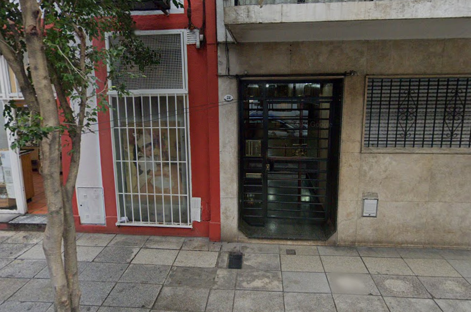 Tragedia en Almagro: acuchilló a su pareja y saltó desde el piso 11 | Actualidad