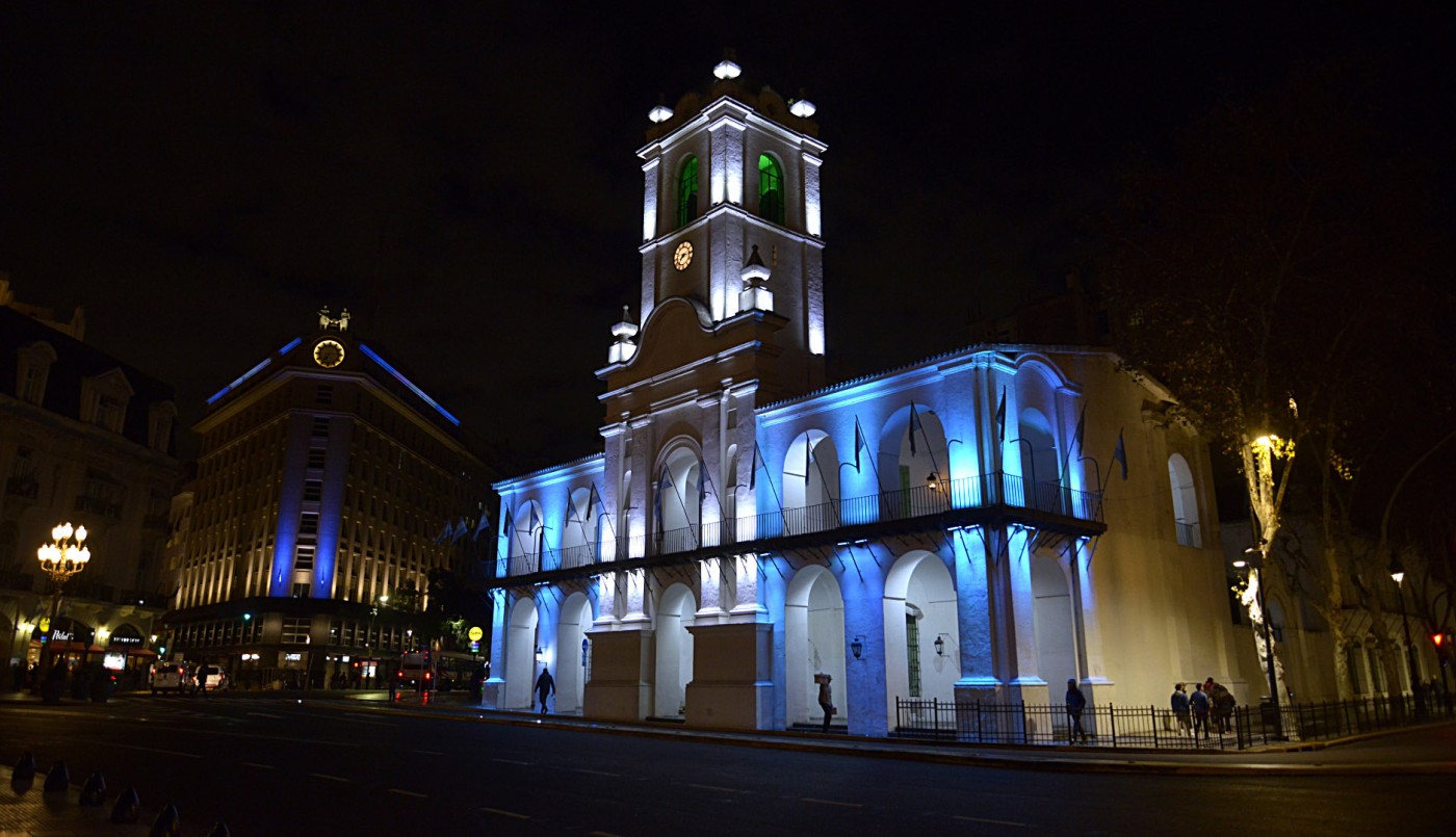 Aniversario del 25 de mayo: la Ciudad iluminará monumentos y fachadas de edicios de celeste y blanco | Actualidad