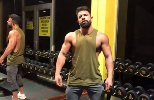 Un boxeador turco asesinó a su novia a puñaladas | Deportes