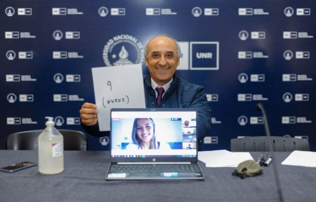 Desde Tasmania: se recibió de abogada con un examen virtual ante el intendente y un docente | Actualidad