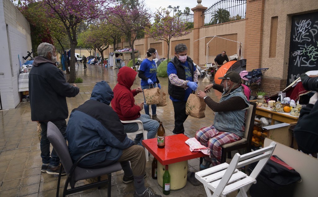España aprueba una renta mínima y vital para enfrentar la pobreza | Internacionales