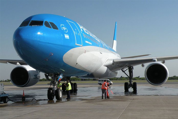 Coronavirus: Aerolíneas Argentinas suspenderá por dos meses a la mayoría de sus empleados | Economía