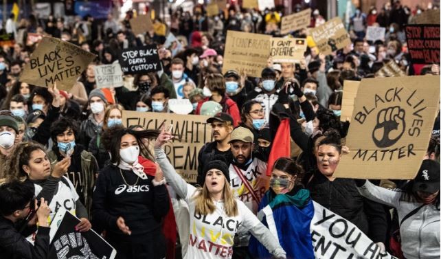 Protestas en todo el mundo por el asesinato de George Floyd | Internacionales