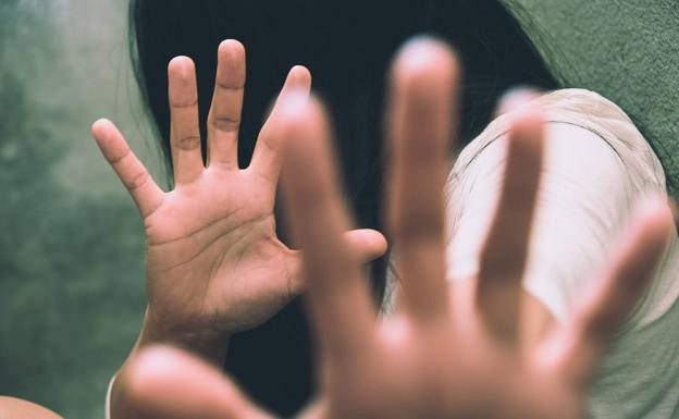 Prisión domiciliaria: condenaron a un hombre de 70 años por abusar de una menor y contagiarle una enfermedad venérea | Actualidad