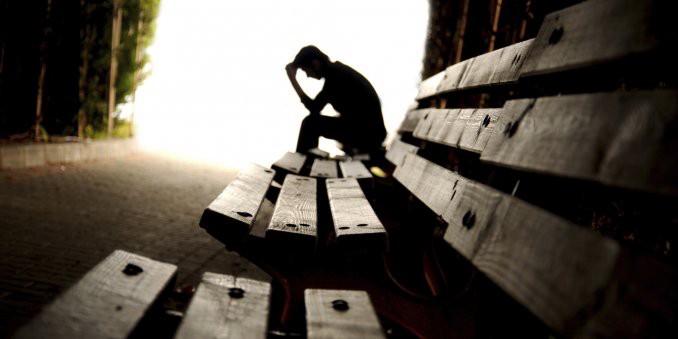 Tiene 16 años, le contó a su familia que era gay y lo echaron de la casa | Actualidad