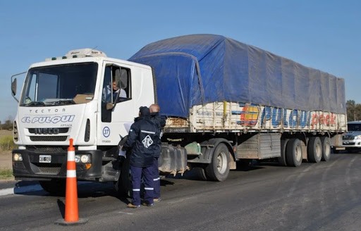 Camioneros "en estado de alerta": denuncian atropellos a choferes | Actualidad