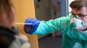 Diputado infectado: "El test es invasivo y te hace llorar" | Actualidad