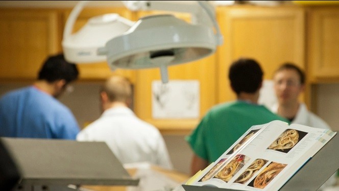 "Prueba piloto" para el examen final presencial de 160 estudiantes de Medicina en Rosario | Actualidad