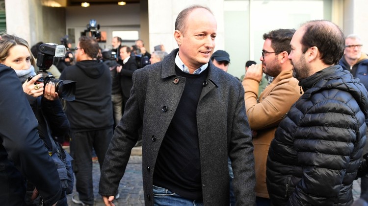 Le hicieron la transfusión de plasma a Insaurralde: sigue internado | Política