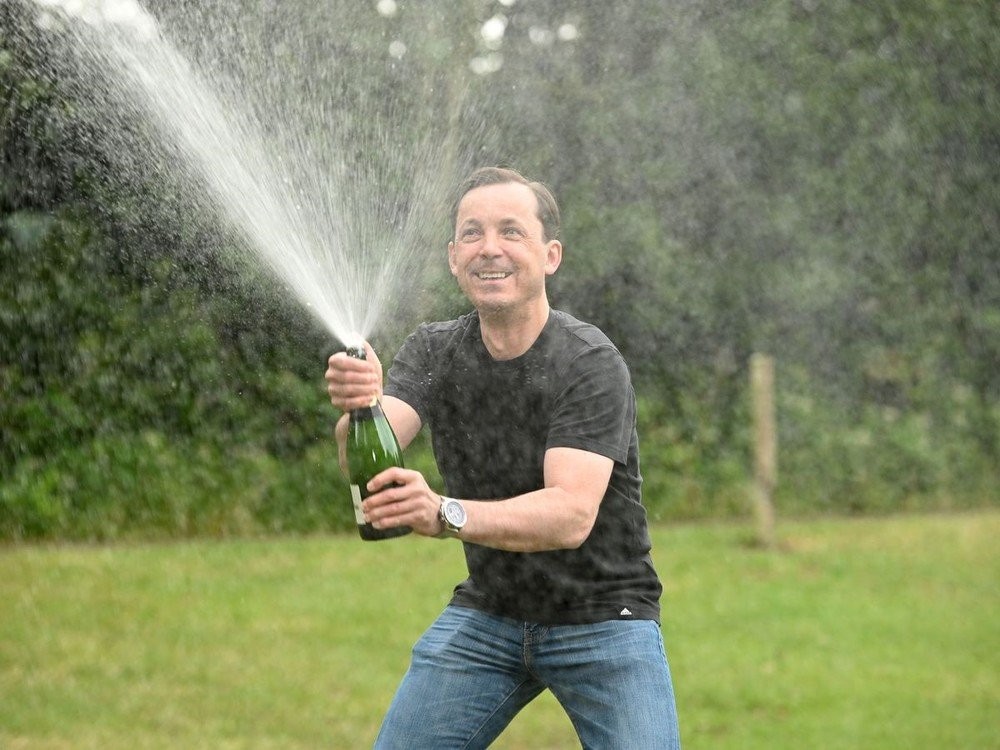 El camionero que ganó la lotería y prometió que seguirá trabajando | Internacionales
