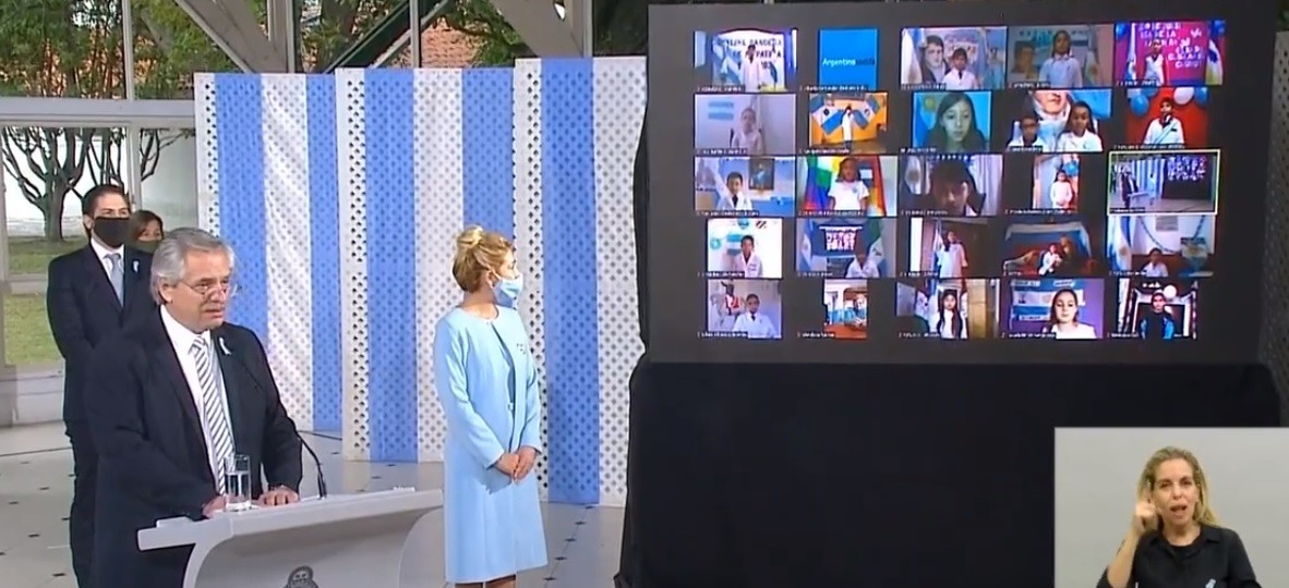 El Presidente encabeza el acto central por el Día de la Bandera en forma virtual | Política