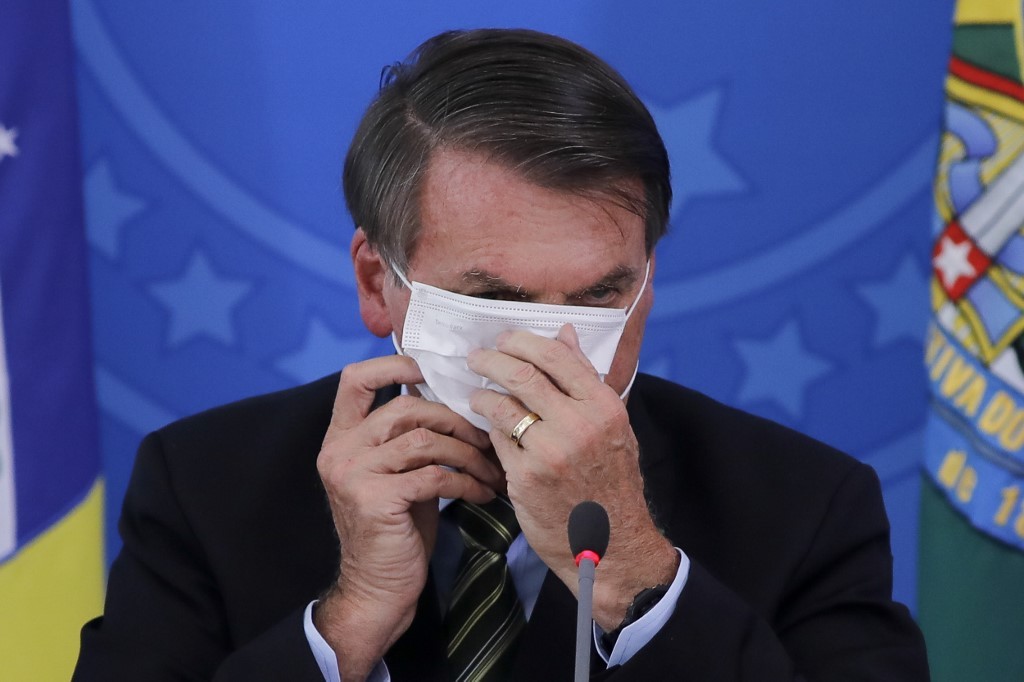Brasil: un juez ordenó que Bolsonaro debe usar mascarilla en lugares público | Internacionales
